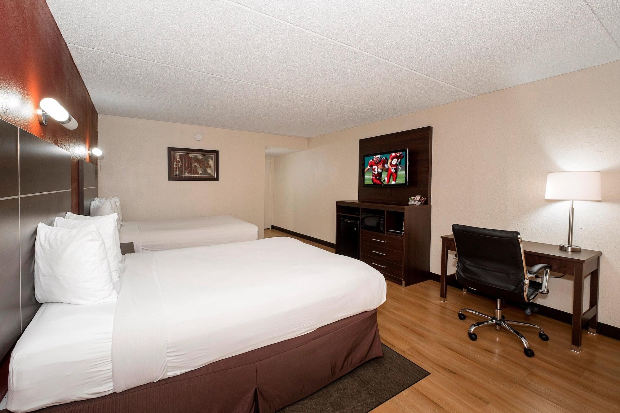 Red Roof Inn Plus+ & Suites Knoxville West - Cedar Bluff מראה חיצוני תמונה